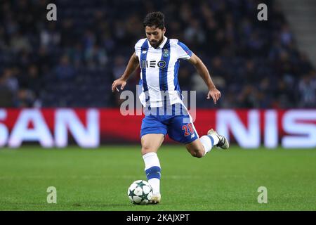 Portos brasilianischer Verteidiger, der am 7. Dezember 2016 im Dragao Stadium in Porto beim UEFA Champions League Group G, einem Spiel zwischen dem FC Porto und dem FC Leicester City, in Aktion war. (Foto von Paulo Oliveira / DPI / NurPhoto) *** Bitte nutzen Sie die Gutschrift aus dem Kreditfeld *** Stockfoto