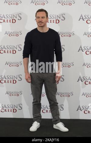 Schauspieler Michael Fassbender nimmt an der Präsentation des Films „Assassins CREED“ im Hotel Villamagna in Madrid Teil. 7. Dezember 2016. (Foto von Oscar Gonzalez/NurPhoto) *** Bitte benutzen Sie die Gutschrift aus dem Kreditfeld *** Stockfoto