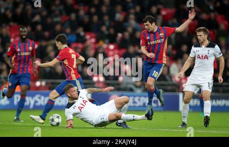 Tottenham Hotspur's Toby Alderweireld während des UEFA Champions League - Gruppe-E-Spiels zwischen Tottenham Hotspur und CSKA Moskau im Wembley-Stadion 07. Dez 2016 (Foto von Kieran Galvin/NurPhoto) *** Bitte benutzen Sie die Gutschrift aus dem Credit Field *** Stockfoto