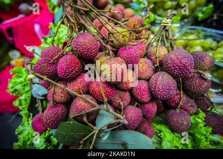 Litchi sinensis auf dem Markt der Stadt (Mercadao), in Sao Paulo, Brasilien, am 11. Dezember 2016. Neben Gemüse, Metzgerei, Fischhändler und Emporium (national und importiert) in einem einzigen Raum versammelt, hat auch Restaurants und Snack-Bars, die Chips mit dem Gesicht der Stadt bieten. (Foto von Cris FAGA/NurPhoto) *** Bitte nutzen Sie die Gutschrift aus dem Kreditfeld *** Stockfoto