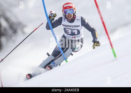 BRIGNONE Federica (ITA) in Aktion während des FIS World Cup - Ladies' Slalom, der am 11. Dezember 2016 in Sestriere, Italien, stattfand. (Foto von Mauro Ujetto/NurPhoto) *** Bitte benutzen Sie die Gutschrift aus dem Kreditfeld *** Stockfoto