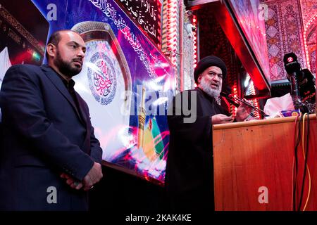 (10/28/2016) Sajjid Ahmed al-Safi, Stellvertreter des Großayatollah Ali al-Sistani, während eines Gebets im Imam Hussein-Schrein in Karbala, Irak (Foto: Sebastian Backhaus/NurPhoto) *** Bitte benutzen Sie die Gutschrift aus dem Credit Field *** Stockfoto