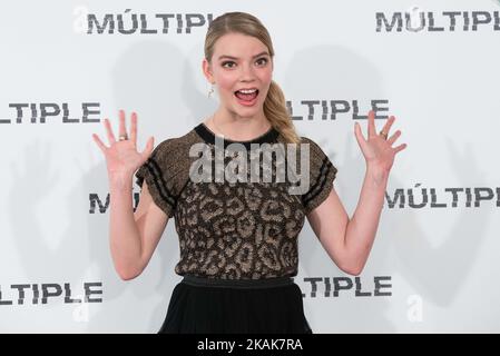 Anya Taylor-Joy nimmt am 12. Januar 2017 an der 'Multiple' ('Split') Film-Fotozelle im Villamagna Hotel in Madrid Teil (Foto von Gabriel Maseda/NurPhoto) *** Bitte nutzen Sie die Gutschrift aus dem Kreditfeld *** Stockfoto