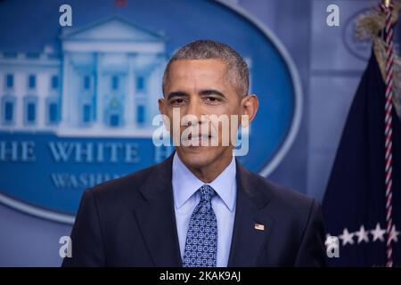 US-Präsident Barack Obama hält die letzte Pressekonferenz seiner Präsidentschaft im Brady Press Briefing Room im Weißen Haus am 18. Januar 2017 in Washington, DC ab. Dies war Obamas letzte Frage-und-Antwort-Sitzung mit Reportern, bevor der New Yorker Immobilienmogul und die Persönlichkeit des Reality-Fernsehens Donald Trump am Freitag als Präsident der Vereinigten Staaten von 45. vereidigt wird. (Foto von Cheriss May/NurPhoto) *** Bitte nutzen Sie die Gutschrift aus dem Kreditfeld *** Stockfoto