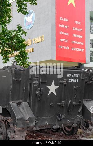 Erfasstes amerikanisches Armeefahrzeug, ausgestellt im war Remnants Museum, Ho Chi Minh City, Vietnam Stockfoto