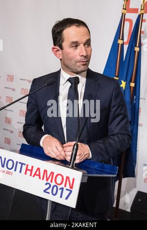 Benoit Hamon, Sieger der linken Vorwahlen vor den Präsidentschaftswahlen 2017 in Frankreich, während einer Rede nach den Ergebnissen der zweiten Vorwahlen am 29. Januar 2017 in Paris, Frankreich. Benoit Hamon ist Kandidat der Sozialistischen Partei für die Präsidentschaftswahlen 2017. (Foto von Julien Mattia/NurPhoto) *** Bitte nutzen Sie die Gutschrift aus dem Kreditfeld *** Stockfoto