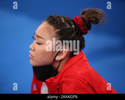 03.. AUGUST 2021 - TOKIO, JAPAN: Sunisa LEE aus den Vereinigten Staaten spielt beim Frauen-Balance-Strahl während der Finals des Kunstturnen-Apparats bei den Olympischen Spielen 2020 in Tokio (Foto: Mickael Chavet/RX) Stockfoto