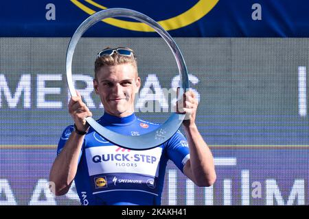 Der deutsche Rennradfahrer Marcel Kittel von Quick-Step Floors feiert, nachdem er die letzte Meraas-Etappe und die vierte Auflage der Dubai Tour 2017 gewonnen hat. Am Samstag, 4. Februar 2017, in Dubai, VAE. Foto von Artur Widak *** Bitte nutzen Sie die Gutschrift aus dem Kreditfeld *** Stockfoto