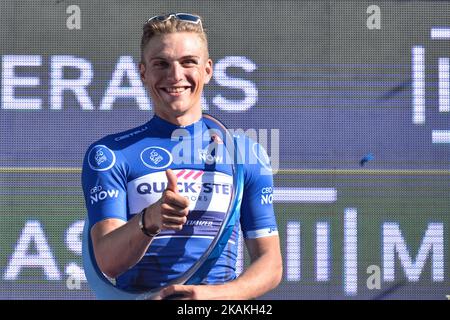 Der deutsche Rennradfahrer Marcel Kittel von Quick-Step Floors feiert, nachdem er die letzte Meraas-Etappe und die vierte Auflage der Dubai Tour 2017 gewonnen hat. Am Samstag, 4. Februar 2017, in Dubai, VAE. Foto von Artur Widak *** Bitte nutzen Sie die Gutschrift aus dem Kreditfeld *** Stockfoto