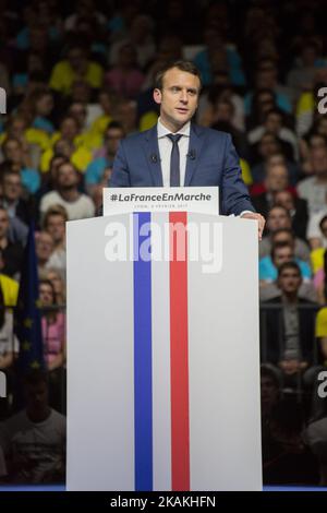 Emmanuel Macron, ehemaliger Finanzminister, hält am Samstag, den 4.. Februar 2017, vor 16 000 Personen eine Rede zu den französischen Präsidentschaftswahlen. Emmanuel Macron ist der Führer des politischen Mouvments 'en Marche'. (Foto von Michaud Gael/NurPhoto) *** Bitte nutzen Sie die Gutschrift aus dem Kreditfeld *** Stockfoto