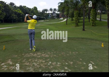 David LIPSKY aus den USA spielt am zweiten Tag der Maybank Championship Malaysia im Saujana Golf Club am 10. Februar 2017 in Kuala Lumpur, Malaysia, eine Aufnahme. (Foto von Chris Jung/NurPhoto) *** Bitte nutzen Sie die Gutschrift aus dem Kreditfeld *** Stockfoto