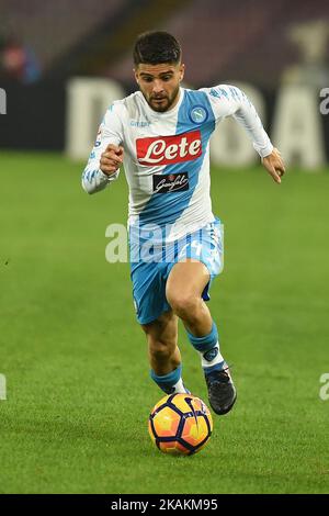 Lorenzo Insigne von SSC Napoli während des Tim-Spiels der Serie A zwischen SSC Napoli und dem FC Genua im Stadio San Paolo Neapel Italien am 10. Februar 2017. (Foto von Franco Romano/NurPhoto) *** Bitte nutzen Sie die Gutschrift aus dem Kreditfeld *** Stockfoto