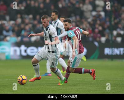 West Bromwich Albions Chris Brunt während des EPL - Premier League Spiels zwischen West Ham United gegen West Bromwich Albion im London Stadium, Queen Elizabeth II Olympic Park, London, Großbritannien - 11. Feb 2017 (Foto von Kieran Galvin/NurPhoto) *** Bitte benutzen Sie die Gutschrift aus dem Credit Field *** Stockfoto