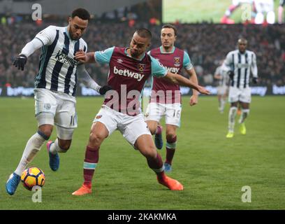 Matt Phillips von West Bromwich Albion hält während des EPL-Premier-League-Spiels von West Ham United gegen West Bromwich Albion im London Stadium, Queen Elizabeth II Olympic Park, London, Großbritannien - 11. Februar 2017 (Foto: Kieran Galvin/NurPhoto) *** Bitte verwenden Sie Credit from Credit Field *** Stockfoto