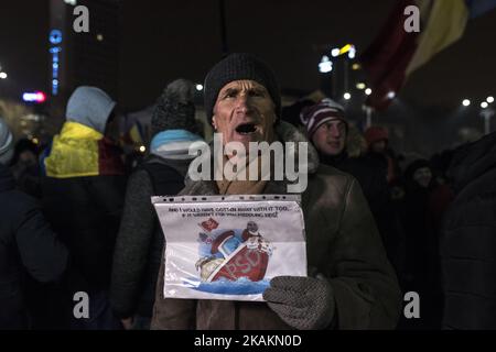 Die rumänische Bevölkerung protestiert weiterhin gegen die Regierung, die am 12. Februar 2017 auf dem Siegesplatz in Bukarest, Rumänien, ihren Rücktritt fordert. (Foto von Sandro Maddalena/NurPhoto) *** Bitte benutzen Sie die Gutschrift aus dem Kreditfeld *** Stockfoto