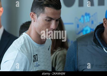 Der Real Madrid Football-Spieler Cristiano Ronaldo unterstützt am 13. März 2017 das Fitnessstudio „CR7 Crunch Fitness“ im Einkaufszentrum „Alcala Norte“ in Madrid (Foto von Gabriel Maseda/NurPhoto) *** Bitte benutzen Sie die Gutschrift aus dem Kreditfeld *** Stockfoto