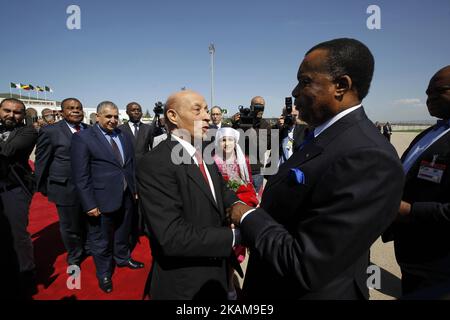 Der Präsident der Nationalen Volksversammlung, Mohamed-Larbi Ould Khelifa, empfängt am 27. März 2017 den Präsidenten des Kongo, Denis Sassou Nguesso, in Algier, Algerien. Denis Sassou Nguesso wird für einen viertägigen Besuch in Algerien sein. (Foto von Bilral Bensalem/NurPhoto) *** Bitte nutzen Sie die Gutschrift aus dem Kreditfeld *** Stockfoto