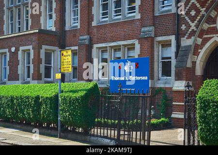 Der Herzog und die Holländer von Cambridge haben beschlossen, ihren Sohn Prinz George an Thomas's Battersea Lonon Day School zu bringen. März 28. 2017. Prince George wird sich diesen 2017. September als Schüler an der privaten Thomas’s School in Battersea, im Süden Londons, einschreiben. März 28. 2017 (Foto von Karyn Louise/NurPhoto) *** Bitte benutzen Sie die Gutschrift aus dem Kreditfeld *** Stockfoto