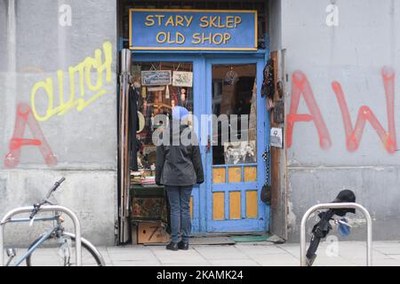 Blick auf den 'Old Shop' in der Gegend von Kazimierz. Am Donnerstag, den 20. April 2017, in Krakau, Polen. (Foto von Artur Widak/NurPhoto) *** Bitte nutzen Sie die Gutschrift aus dem Kreditfeld *** Stockfoto