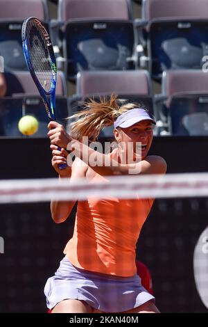 Die russische Tennisspielerin Maria Sharapova während des Spiels zwischen Christina McHale (USA) und Maria Sharapova (RUS) beim Internazionali BNL d'Italia 2017 beim Foro Italico am 15. Mai 2017 in Rom, Italien.(Foto: Giuseppe Maffia / DPI / NurPhoto) *** Bitte nutzen Sie die Gutschrift aus dem Credit Field *** Stockfoto