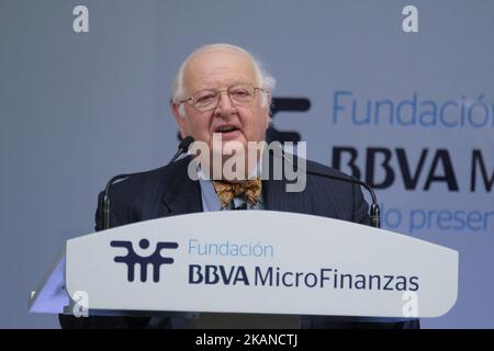 Der Nobelpreis für Wirtschaftswissenschaften Angus Deaton nimmt am 29. Mai 2017 an der 10.-jährigen Feier der „Microfinanzas BBVA“ in der BBVA Bank Foundation in Madrid, Spanien, Teil. (Foto von Oscar Gonzalez/NurPhoto) *** Bitte benutzen Sie die Gutschrift aus dem Kreditfeld *** Stockfoto