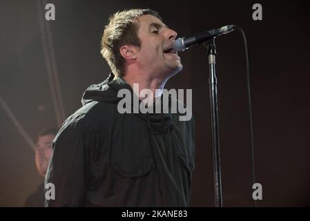 Liam Gallagher, der legendäre britische Frontmann, tritt am 1.. Juni 2017 bei Electric Brixton auf, seiner ersten Solo-Tournee in london. Der ehemalige Sänger von Oasis und Beady Eye spielt mit seiner Band Live-Songs von seiner ersten Soloveröffentlichung „As You Was“, zu der auch die ehemaligen Babishambles, Drew McConnell (Bass) und die ehemaligen Kasabian und Beady Eye, Jay Mehler (Gitarre) gehören. (Foto von Alberto Pezzali/NurPhoto) *** Bitte nutzen Sie die Gutschrift aus dem Kreditfeld *** Stockfoto