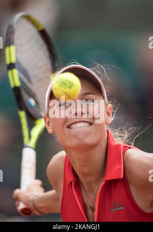 Caroline Wozniacki aus Dänemark gewinnt während der vierten Runde beim Roland Garros Grand Slam Turnier - Tag 8 am 4. Juni 2017 in Paris, Frankreich, gegen Svetlana Kuznetsova aus Russland. (Foto von Robert Szaniszló/NurPhoto) *** Bitte nutzen Sie die Gutschrift aus dem Kreditfeld *** Stockfoto