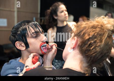 Allgemeiner Blick auf die Backstage vor Liam Hodges Modenschau im Rahmen der London Fashion Week Men's SS18, London am 9. Juni 2017. (Foto von Alberto Pezzali/NurPhoto) *** Bitte nutzen Sie die Gutschrift aus dem Kreditfeld *** Stockfoto