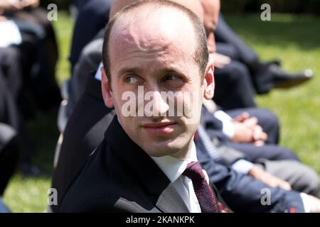 Stephen Miller, Senior Advisor für Politik im Weißen Haus, nahm am Freitag, den 9. Juni 2017, an der gemeinsamen Pressekonferenz von Präsident Donald Trump und dem rumänischen Präsidenten Klaus Iohannis im Rosengarten des Weißen Hauses Teil. (Foto von Cheriss May/NurPhoto) *** Bitte nutzen Sie die Gutschrift aus dem Kreditfeld *** Stockfoto