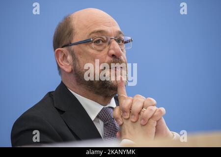 Kanzlerkandidat und Vorsitzender der Sozialdemokratischen Partei (SPD) Martin Schulz wird bei einer Pressekonferenz zur Arbeit der Partei während der letzten Gesetzgebung auf der Bundespressekonferenz am 27. Juni 2017 in Berlin abgebildet. (Foto von Emmanuele Contini/NurPhoto) *** Bitte benutzen Sie die Gutschrift aus dem Kreditfeld *** Stockfoto