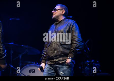 Die englische Rockband Black Grape spielt am 1. Juli 2017 auf der Bühne der O2 Academy Brixton, London. Das Line-up besteht aus dem Mitglied des Happy Monday, Shaun Ryder und Paul 'Kermit' Leveridge. (Foto von Alberto Pezzali/NurPhoto) *** Bitte nutzen Sie die Gutschrift aus dem Kreditfeld *** Stockfoto