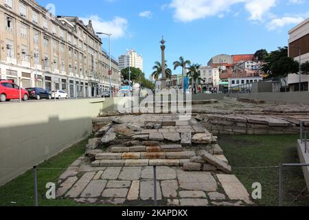 Rio de Janeiro, Brasilien, 29. Juli 2017: Cais do Valongo (Valongo Wharf), eine archäologische Stätte, die von der UNESCO zum Weltkulturerbe erklärt wurde. Der Standort war der größte Hafen für die Landung von Sklaven in Nord- und Südamerika. Es wird geschätzt, dass etwa 1 Millionen Menschen im Hafen von Sklavenschiffen gelandet sind, die zwischen den Jahren 1811 und 1831 betrieben wurden, als er geschlossen und in den Kaiserin Pier umgewandelt wurde. Der Ort liegt in der Hafenregion Rio und ist für Besucher geöffnet. (Foto von Luiz Souza/NurPhoto) *** Bitte benutzen Sie die Gutschrift aus dem Kreditfeld *** Stockfoto