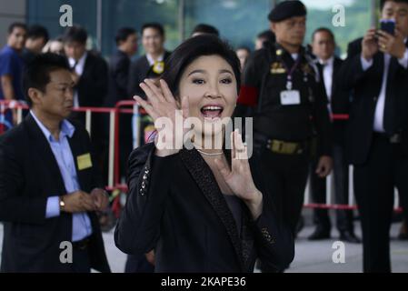 Der ehemalige thailändische Premierminister Yingluck Shinawatra trifft am 1. August 2017 beim Obersten Gerichtshof in Bangkok, Thailand, ein. (Foto von Anusak Laowias/NurPhoto) *** Bitte nutzen Sie die Gutschrift aus dem Kreditfeld *** Stockfoto