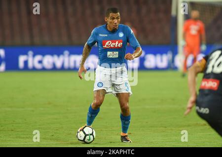 Allan von SSC Napoli während des Vorsaison-Frendly-Spiels zwischen SSC Napoli und RCD Espanyol im Stadio San Paolo in Neapel, Italien, am 10. August 2017. (Foto Franco Romano/Nurphoto) *** Bitte nutzen Sie die Gutschrift aus dem Kreditfeld *** Stockfoto