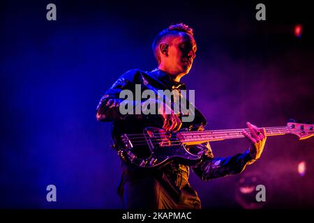 Oliver SIM von der englischen Indie-Band The XX beim Lowlands Festival 2017 Biddinghuizen, Niederlande (Foto: Roberto Finizio/NurPhoto) Stockfoto