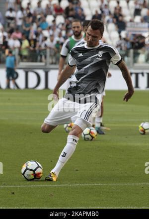 Mario Mandzukic beim Spiel der Serie A zwischen Juventus und Cagliari in Turin am 19. August 2017 (Foto: Loris Roselli/NurPhoto). Stockfoto