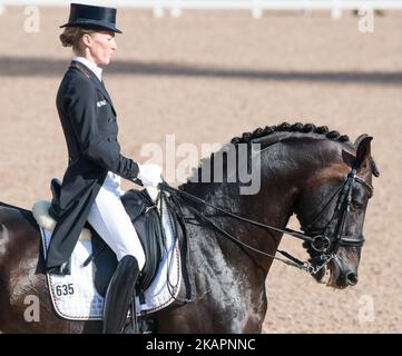 Die Deutsche Helen Langehanenberg auf Damsey FRH fährt am 22. August 2017 im Team-Dressurwettbewerb der FEI Europameisterschaften 2017 im Ullevi-Stadion in Göteborg, Schweden. (Foto von Julia Reinhart/NurPhoto) Stockfoto