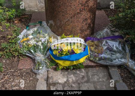 Am 24. August 2017 versammelte sich die ukrainische Gemeinde auf dem Pariser Platz Taras-Chevtchenko, um den 26.. Jahrestag der Unabhängigkeit zu feiern. (Foto von Julien Mattia/NurPhoto) Stockfoto