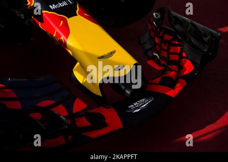 33 Red Bull Tag Heuer Frontflügel-Detail während des Grand Prix der Formel 1 in Belgien auf dem Circuit de Spa-Francorchamps am 24. August 2017 in Spa, Belgien. (Foto von Xavier Bonilla/NurPhoto) Stockfoto