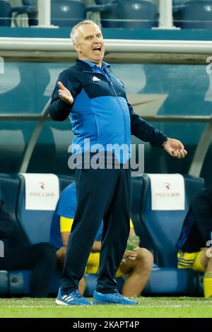 FC Rostov-Cheftrainer Leonid Kuchuk reagiert während des Spiels der Russischen Fußball-Liga zwischen FC Zenit St. Petersburg und FC Rostov am 27. August 2017 in Sankt Petersburg, Russland. (Foto von Mike Kireev/NurPhoto) Stockfoto