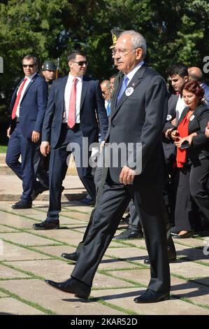 Der Oppositionsführer der Republikanischen Volkspartei (CHP) Kemal Kilicdaroglu nimmt am 9. September 2017 an einem marsch zum 94.. Jahrestag seiner Partei in Anitkabir, dem Mausoleum des Gründers und ersten Präsidenten der modernen Türkei, Mustafa Kemal Atatürk, in Ankara, Türkei, Teil. Die CHP ist die wichtigste säkularistische und sozialdemokratische politische Partei der Türkei, da sie auch die älteste politische Partei der Republik Türkei ist, die am 09. September 1923 von Mustafa Kemal Atatürk unter dem Namen „Volkspartei“ gegründet wurde. (Foto von Altan Gocher/NurPhoto) Stockfoto