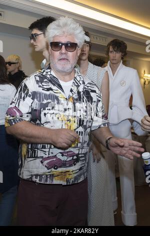 Der spanische Filmregisseur Pedro Almodovar nimmt an der Präsentation der Spring-Autunm 2018 Collection des spanischen Labels Palomo während der Madrid Fashion Week in Madrid, Spanien, am 14. September 2017 Teil. (Foto von Oscar Gonzalez/NurPhoto) Stockfoto