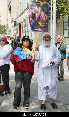 Die Kanadier fordern ein Ende der amerikanischen Versuche eines „Regimewechsels“ in Venezuela und verurteilen Kanadas Mittäterschaft beim Sturz der Regierung Venezuelas in Toronto, Kanada, am 16. September 2017. (Foto von Creative Touch Imaging Ltd./NurPhoto) Stockfoto