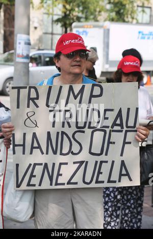 Die Kanadier fordern ein Ende der amerikanischen Versuche eines „Regimewechsels“ in Venezuela und verurteilen Kanadas Mittäterschaft beim Sturz der Regierung Venezuelas in Toronto, Kanada, am 16. September 2017. (Foto von Creative Touch Imaging Ltd./NurPhoto) Stockfoto