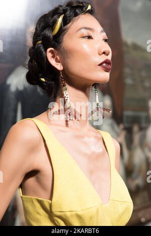 Blick auf die Backstage und Details vor der Tata Naka Präsentation während der London Fashion Week 2017. September in London am 19. September 2017. (Foto von Alberto Pezzali/NurPhoto) Stockfoto