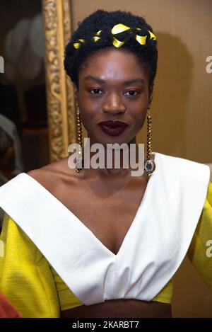 Blick auf die Backstage und Details vor der Tata Naka Präsentation während der London Fashion Week 2017. September in London am 19. September 2017. (Foto von Alberto Pezzali/NurPhoto) Stockfoto