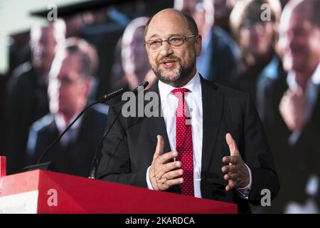 Kanzlerkandidat der Sozialdemokratischen Partei (SPD) Martin Schulz spricht am 22. September 2017 bei einer Wahlveranstaltung am Gendarmenmarkt in Berlin. (Foto von Emmanuele Contini/NurPhoto) Stockfoto