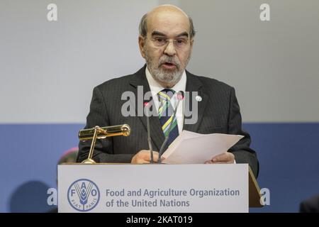 José Graziano Da Silva, Generaldirektor der FAO, hält seine Rede während des Besuchs von Papst Franziskus anlässlich des Welternährungstages am 16. Oktober 2017 in der Zentrale der Ernährungs- und Landwirtschaftsorganisation der Vereinten Nationen (FAO) in Rom, Italien. (Foto: Giuseppe Ciccia/NurPhoto) Stockfoto