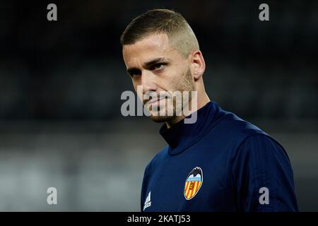 Jaume Domenech Torhüter von Valencia CF schaut vor dem Spiel während der Copa del Rey Runde des 32 Sekunden-Leg-Matches zwischen Valencia CF und Real Zaragoza am 30. November 2017 im Mestalla Stadion in Valencia, Spanien (Foto von David Aliaga/NurPhoto) Stockfoto