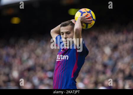 FC Barcelona Verteidiger Jordi Alba (18) während des Spiels des FC Barcelona gegen Celta de Vigo, für die Runde 14 der Liga Santander, spielte am 2.. Dezember 2017 im Camp Nou Stadion in Barcelona, Spanien. -- (Foto von Urbanandsport/NurPhoto) Stockfoto